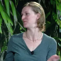 Dr. Hannah Wood at a desk discussing these spiders.
