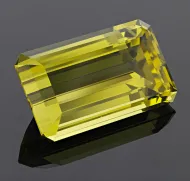 Beryl (var. heliodor) (NMNH G11581)::12960616