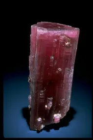 Elbaite (NMNH R50)::10246511