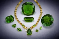 Group of peridots::15324910