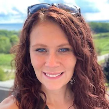 Dr. Jessica Zehnpfennig